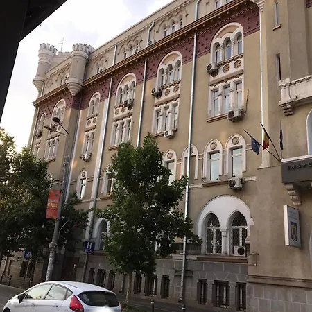 Stefan Cel Mare-central * Bucharest